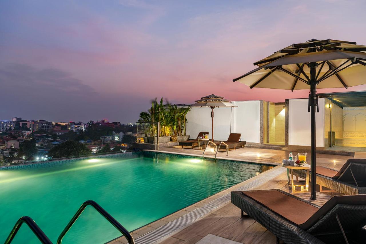 Vivanta Тривандрум Экстерьер фото The Park, Hyderabad